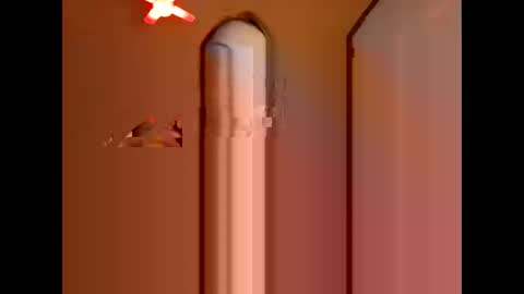 Snapshot of issis_demon chatting on 01-04-25, 01:21 Yiz online show from 01-04-25, 01:21