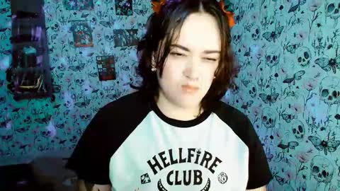 Yiz online show from 05-31-26, 03:26
