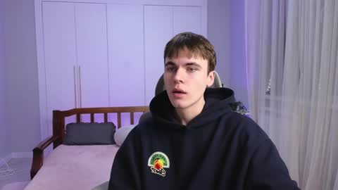 Snapshot of istairee chatting on 01-11-25, 05:41 Maks online show from 01-11-25, 05:41