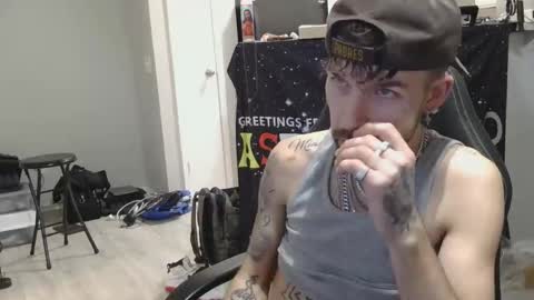 Snapshot of italian_stallionxo chatting on 02-10-26, 06:50 Italian Stallion online show from 02-10-26, 06:50