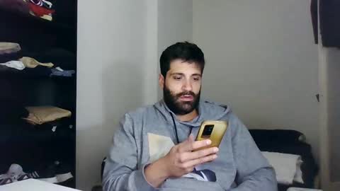 Snapshot of italianboybcn chatting on 02-26-25, 09:32 italianboybcn online show from 02-26-25, 09:32