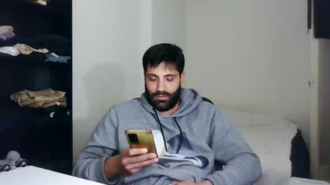 Snapshot of italianboybcn chatting on 02-27-25, 06:53 italianboybcn online show from 02-27-25, 06:53