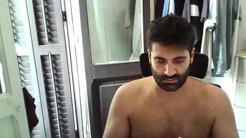 Snapshot of italianboybcn chatting on 09-12-25, 12:27 italianboybcn online show from 09-12-25, 12:27