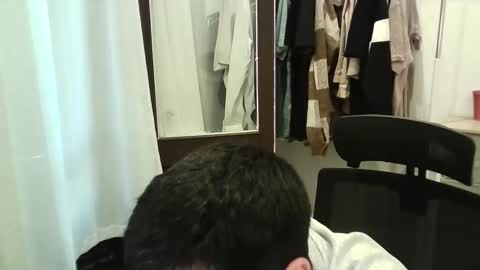 italianboybcn online show from 11-17-25, 09:26