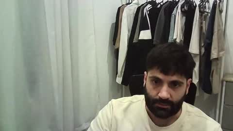 italianboybcn online show from 01-06-26, 09:07