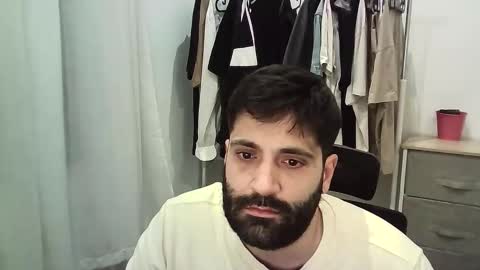 italianboybcn online show from 01-07-26, 06:21