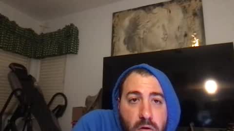 Valentino online show from 12-21-25, 03:24