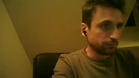 Snapshot of italiano116116 chatting on 12-01-24, 04:29 italiano116116 online show from 12-01-24, 04:29