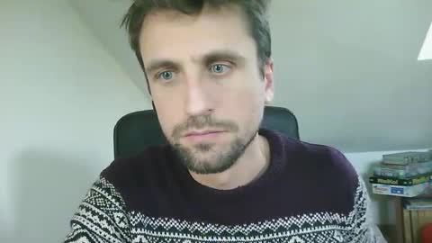 Snapshot of italiano116116 chatting on 02-05-25, 02:48 italiano116116 online show from 02-05-25, 02:48