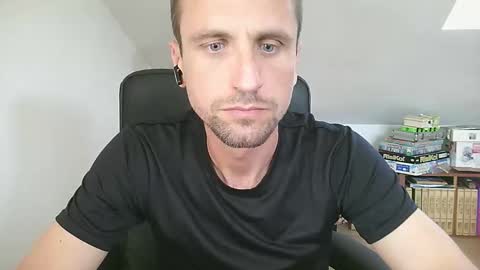 italiano116116 online show from 06-04-26, 08:09