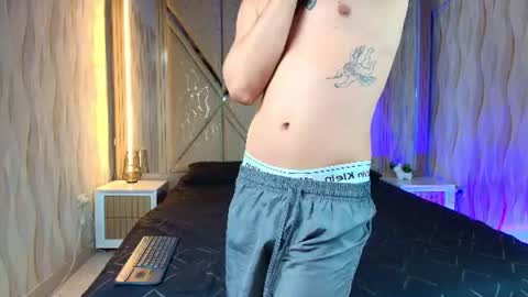 Snapshot of ithan_salvatore chatting on 08-01-26, 07:07 Ithan and Friends online show from 08-01-26, 07:07