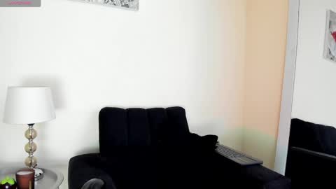 Snapshot of its__angelica_ chatting on 04-28-26, 06:13 Angelica online show from 04-28-26, 06:13