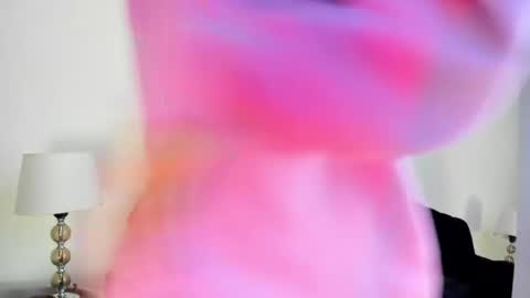Snapshot of its__angelica_ chatting on 05-03-26, 06:03 Angelica online show from 05-03-26, 06:03