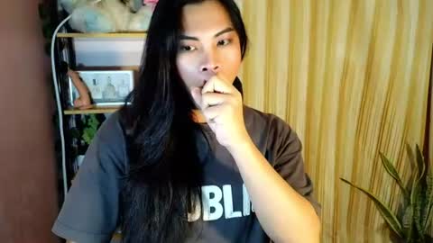 Snapshot of its_chloe20 chatting on 06-15-26, 07:49 its_chloe20 online show from 06-15-26, 07:49