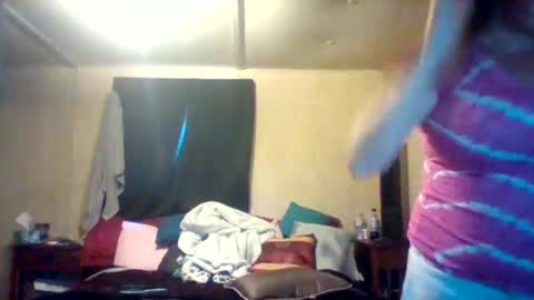 Snapshot of its_kimber chatting on 06-11-26, 01:42 its kimber online show from 06-11-26, 01:42