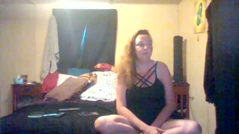 Snapshot of its_kimber chatting on 06-14-26, 04:20 its kimber online show from 06-14-26, 04:20