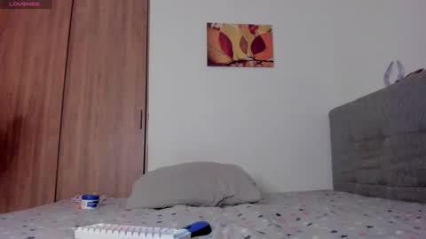 Snapshot of its_me_miley chatting on 09-13-25, 01:33 Miley hurtado online show from 09-13-25, 01:33