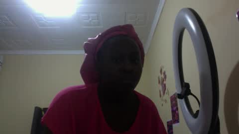 Snapshot of its_sweet chatting on 11-01-25, 05:31 BigAss horny online show from 11-01-25, 05:31