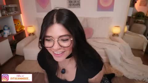 Snapshot of itscammieee chatting on 05-12-26, 05:54 Camila but you can call me online show from 05-12-26, 05:54