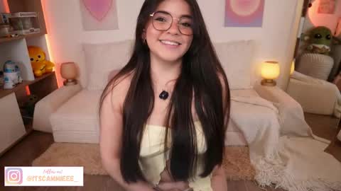 Snapshot of itscammieee chatting on 05-16-26, 06:39 Camila but you can call me online show from 05-16-26, 06:39
