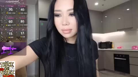 Queen Liya online show from 11-01-25, 09:39