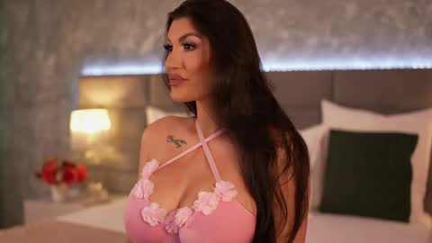 Snapshot of itsjessiebabe chatting on 06-04-26, 06:30 Jessie online show from 06-04-26, 06:30