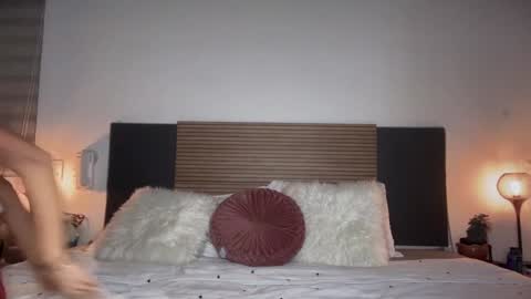 Snapshot of itskassielee chatting on 02-17-26, 02:52 itskassielee online show from 02-17-26, 02:52