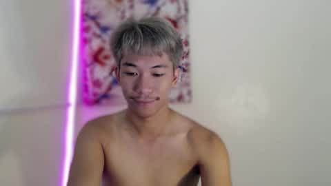 itsme_cxhennn online show from 11-10-25, 09:14