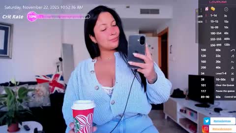 Itsmedannax   online show from 11-22-25, 09:52