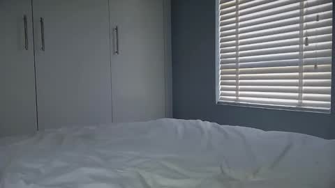 Jade online show from 11-16-25, 10:54