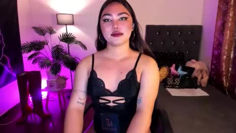 Siana online show from 04-30-26, 06:58