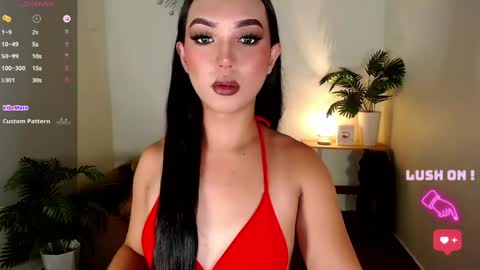 Snapshot of itsmesofiaa69 chatting on 04-29-26, 02:04 Sofia online show from 04-29-26, 02:04