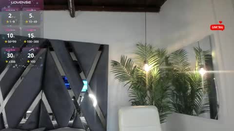 Moon online show from 03-23-26, 10:52