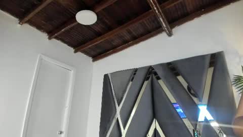 Snapshot of itsmoon_swt_ chatting on 07-18-26, 04:33 Moon online show from 07-18-26, 04:33