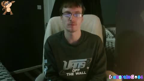 Snapshot of itsnotting834 chatting on 02-13-25, 11:58 online show from 02-13-25, 11:58