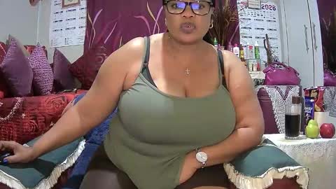 itumeleng74 online show from 04-11-26, 06:12