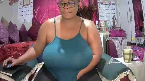 Snapshot of itumeleng74 chatting on 04-24-26, 05:43 itumeleng74 online show from 04-24-26, 05:43