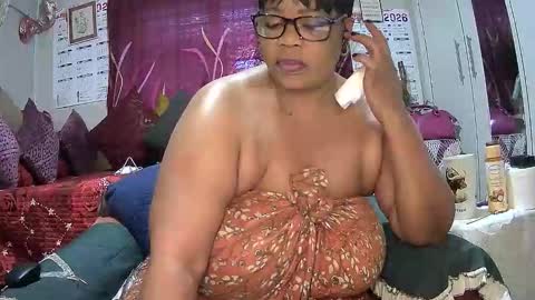 Snapshot of itumeleng74 chatting on 05-12-26, 05:59 itumeleng74 online show from 05-12-26, 05:59