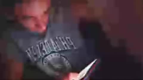 Snapshot of itzd123 chatting on 06-12-26, 01:26 itzd123 online show from 06-12-26, 01:26