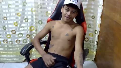 Snapshot of itzme_jhonfred chatting on 03-02-26, 06:15 Jhonfred online show from 03-02-26, 06:15