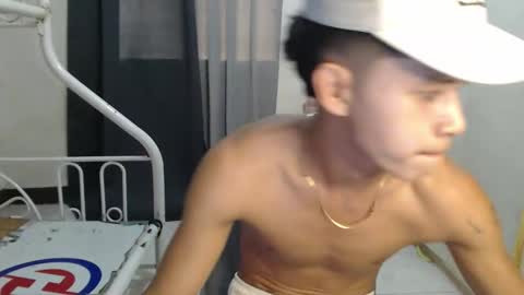 Snapshot of itzme_john chatting on 03-03-26, 03:01 itzme_john online show from 03-03-26, 03:01