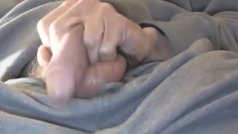 Snapshot of iuuuf2 chatting on 02-17-26, 10:56 Iuuuf2 or Samel online show from 02-17-26, 10:56