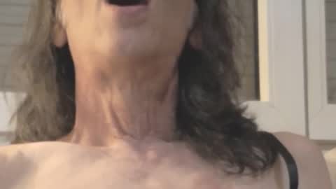 Iuuuf2 or Samel online show from 04-23-26, 07:38