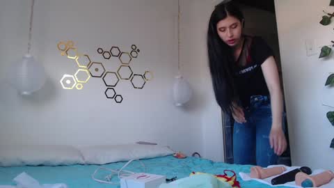 Snapshot of ivana_rose chatting on 02-06-25, 10:21 Adris online show from 02-06-25, 10:21