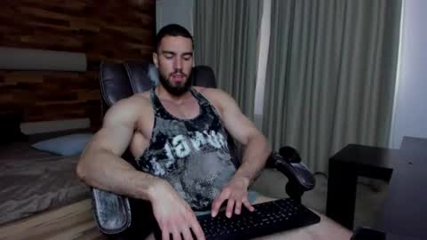 Snapshot of ivanhydee chatting on 06-24-26, 04:22 IvanHydee online show from 06-24-26, 04:22
