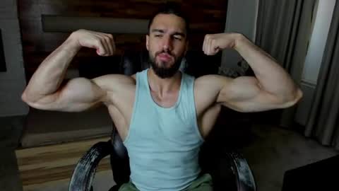 Snapshot of ivanhydee chatting on 06-29-26, 04:30 IvanHydee online show from 06-29-26, 04:30