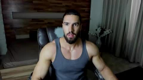 Snapshot of ivanhydee chatting on 07-16-26, 04:29 IvanHydee online show from 07-16-26, 04:29