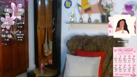 Snapshot of ivanna_dl chatting on 06-23-26, 01:14 Ivanna online show from 06-23-26, 01:14