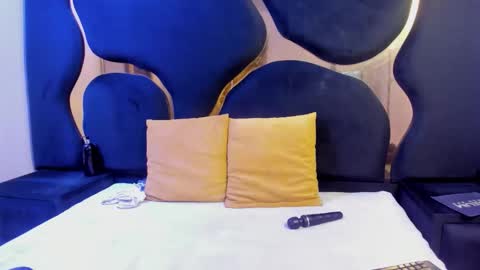 ivannaa18 online show from 10-31-25, 04:02