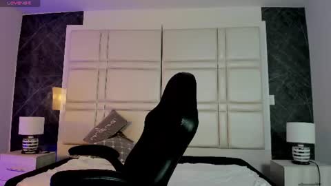 Snapshot of ivannafoxx_ chatting on 07-22-26, 11:46 ivanna online show from 07-22-26, 11:46
